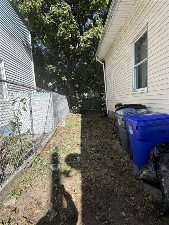 Single Family Residence at 287 Sayles Street, Providence, photo 3 of 24