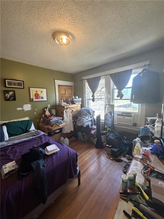 Single Family Residence at 287 Sayles Street, Providence, photo 10 of 24
