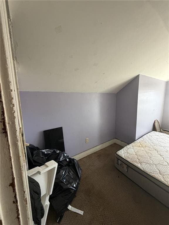 Single Family Residence at 287 Sayles Street, Providence, photo 15 of 24