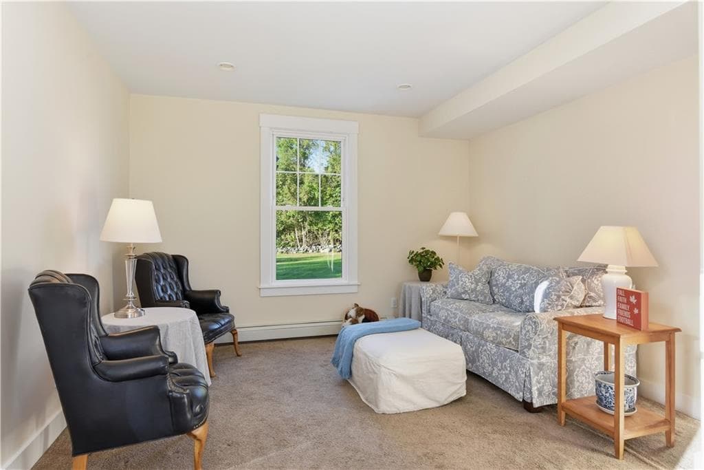Single Family Residence at 484 Oliphant Lane, Middletown, photo 12 of 50
