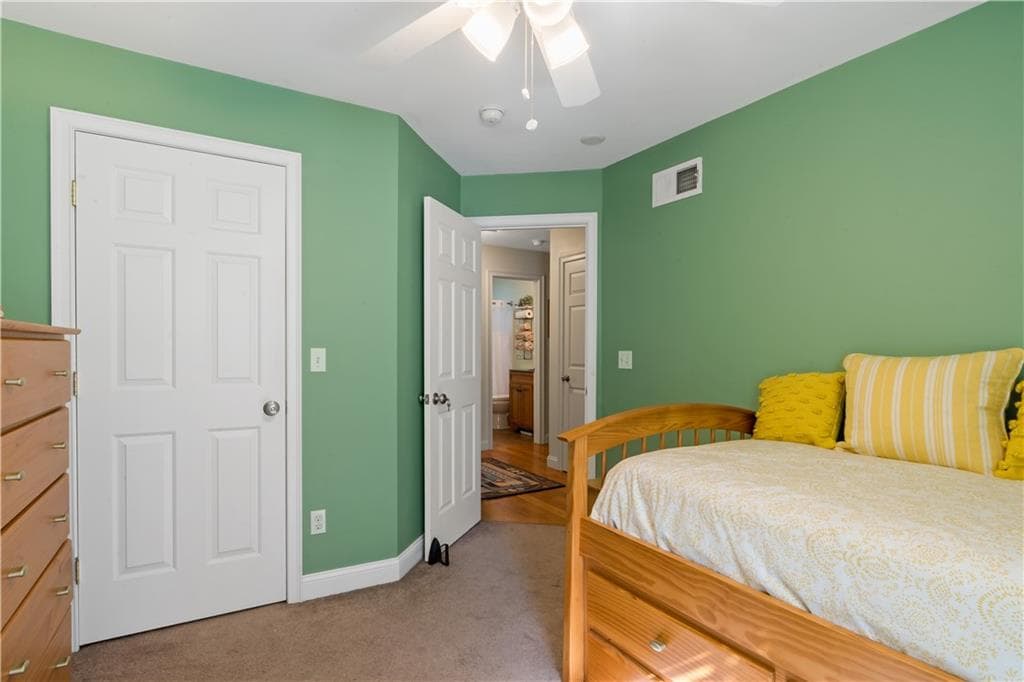Condominium at 53 Vine Street, East Greenwich, photo 23 of 31