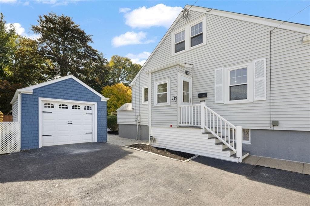 Single Family Residence at 111 Durfee Road, Tiverton, photo 49 of 50