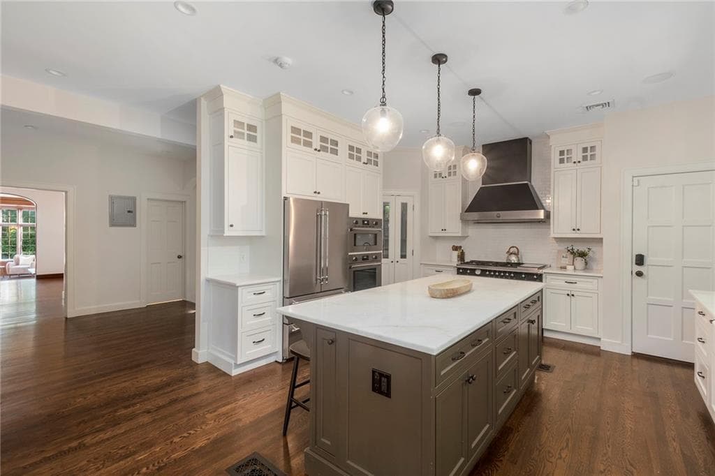 Single Family Residence at 330 Freeman Parkway, Providence, photo 18 of 50