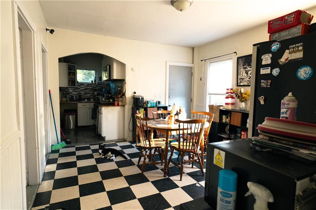 Multi Family at 9 Steuben Street, Providence, photo 23 of 34