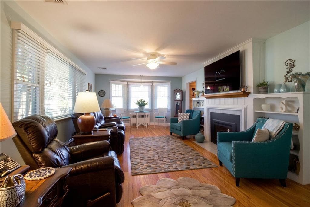 Single Family Residence at Single Family Residence, Westerly, photo 7 of 22