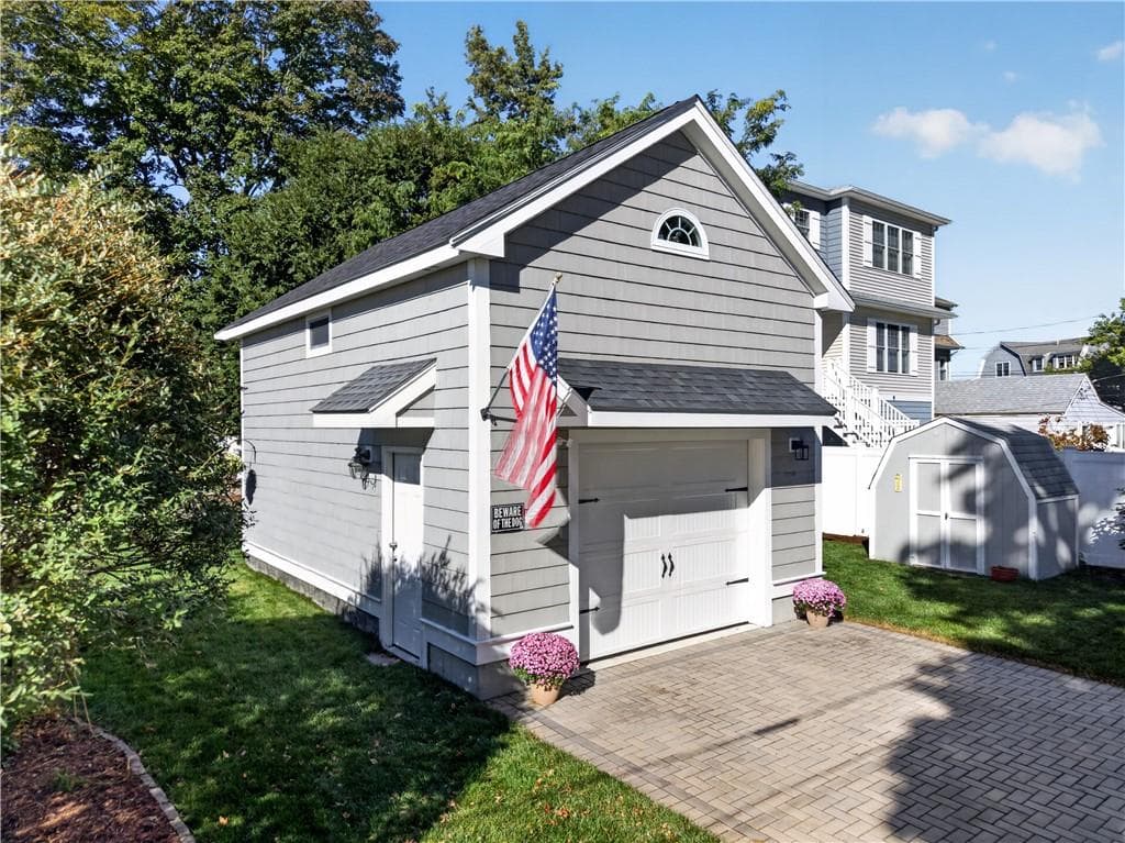 Multi Family at 17 Sidney Avenue, Warwick, photo 46 of 46