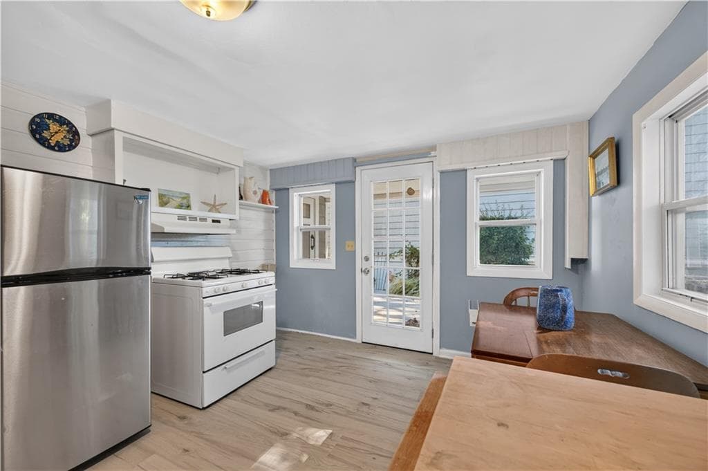 Multi Family at 17 Sidney Avenue, Warwick, photo 41 of 46