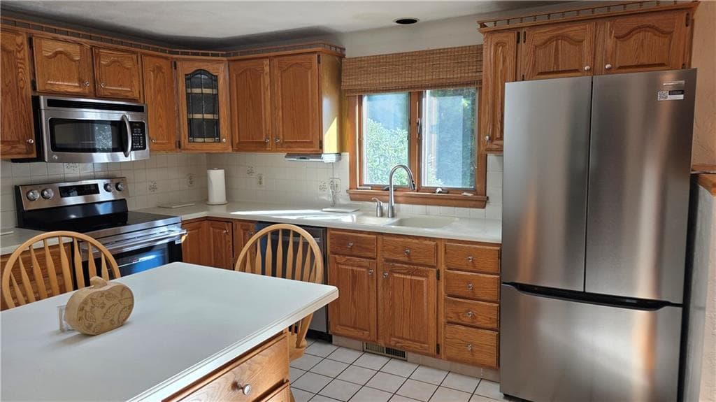 Single Family Residence at 42 Pine Tree Lane, West Greenwich, photo 24 of 46