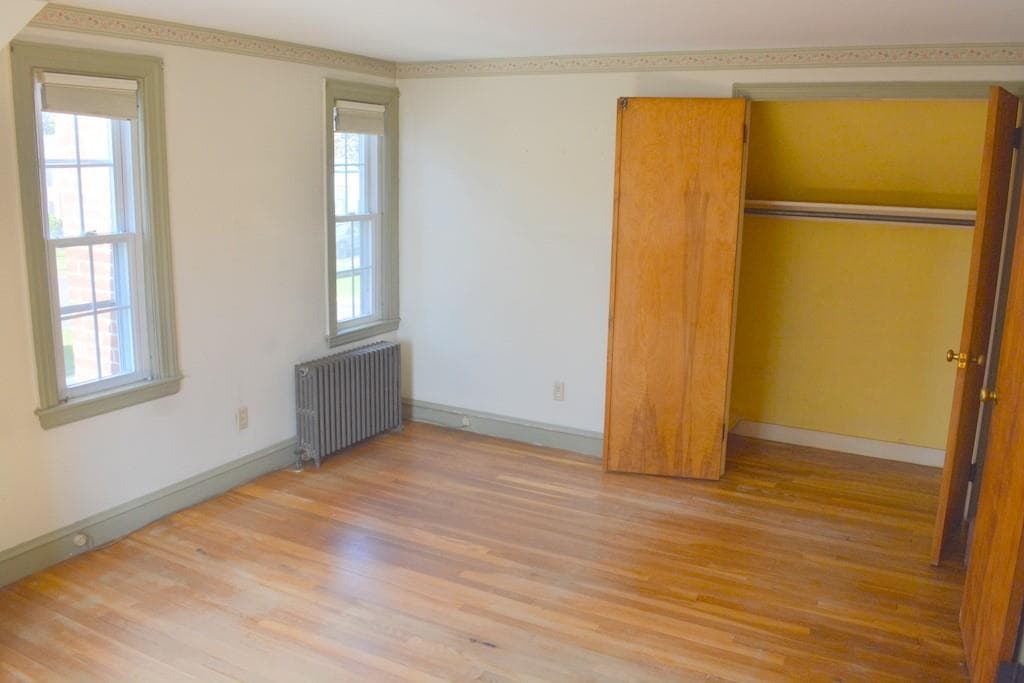 Single Family Residence at 103 Greenwich Avenue, East Providence, photo 27 of 37