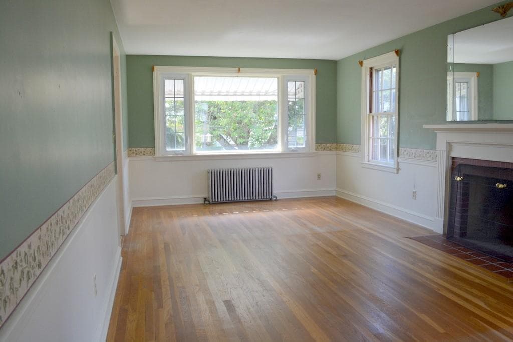 Single Family Residence at 103 Greenwich Avenue, East Providence, photo 17 of 37