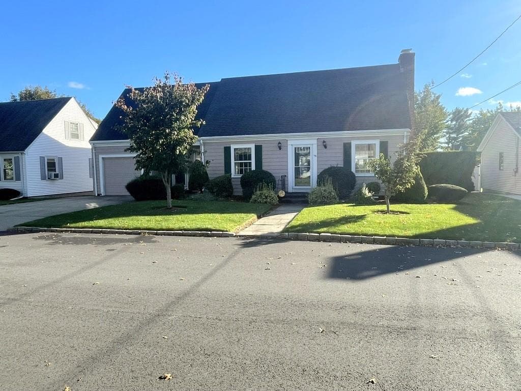 Single Family Residence at 103 Greenwich Avenue, East Providence, photo 36 of 37