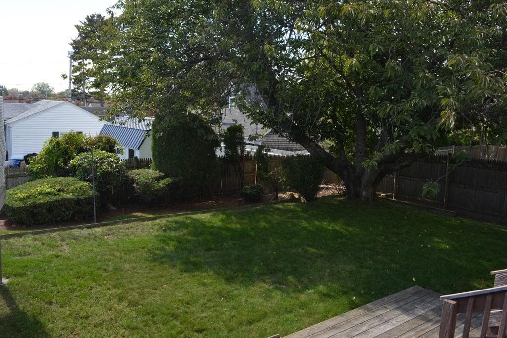 Single Family Residence at 103 Greenwich Avenue, East Providence, photo 5 of 37