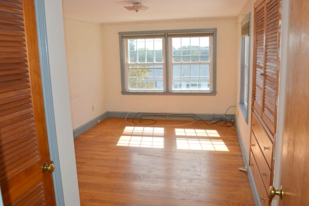 Single Family Residence at 103 Greenwich Avenue, East Providence, photo 30 of 37