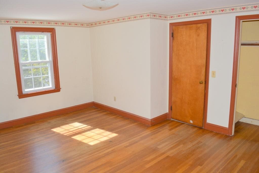 Single Family Residence at 103 Greenwich Avenue, East Providence, photo 29 of 37
