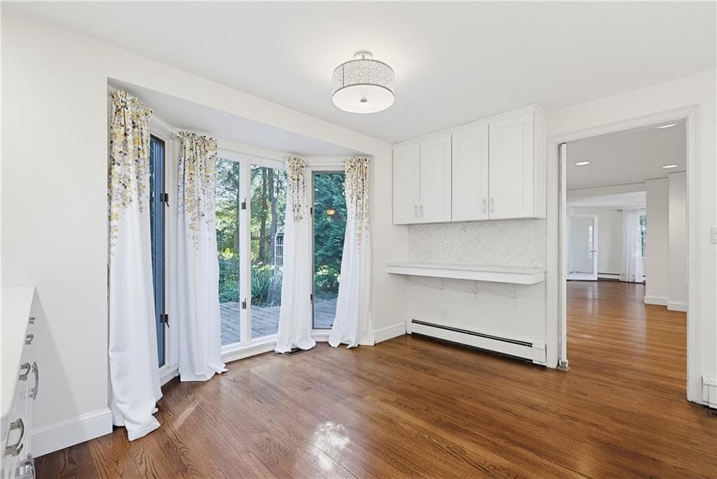 Single Family Residence at 7 White Birch Road, Cranston, photo 15 of 44