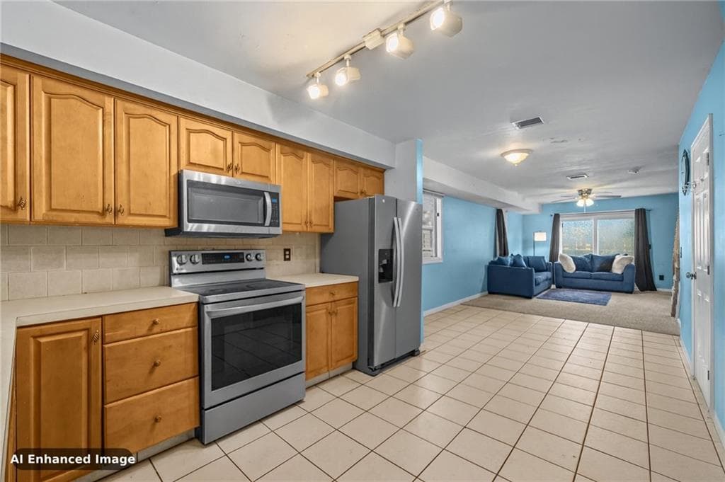 Condominium at Johnston, Johnston, photo 4 of 16