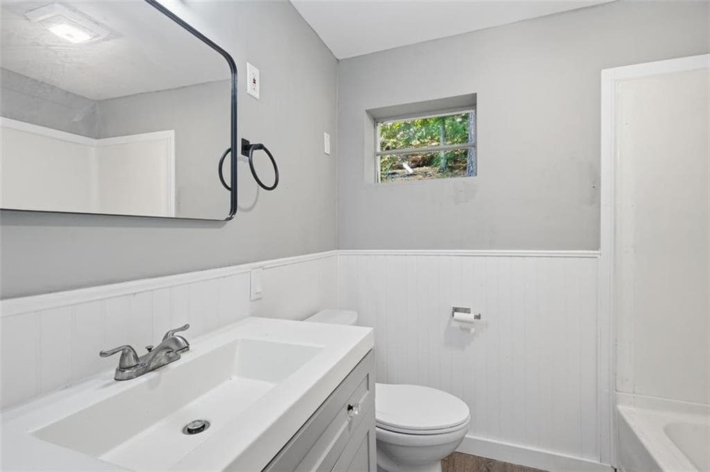 Single Family Residence at 15 Pawtucket Avenue, Glocester, photo 10 of 19