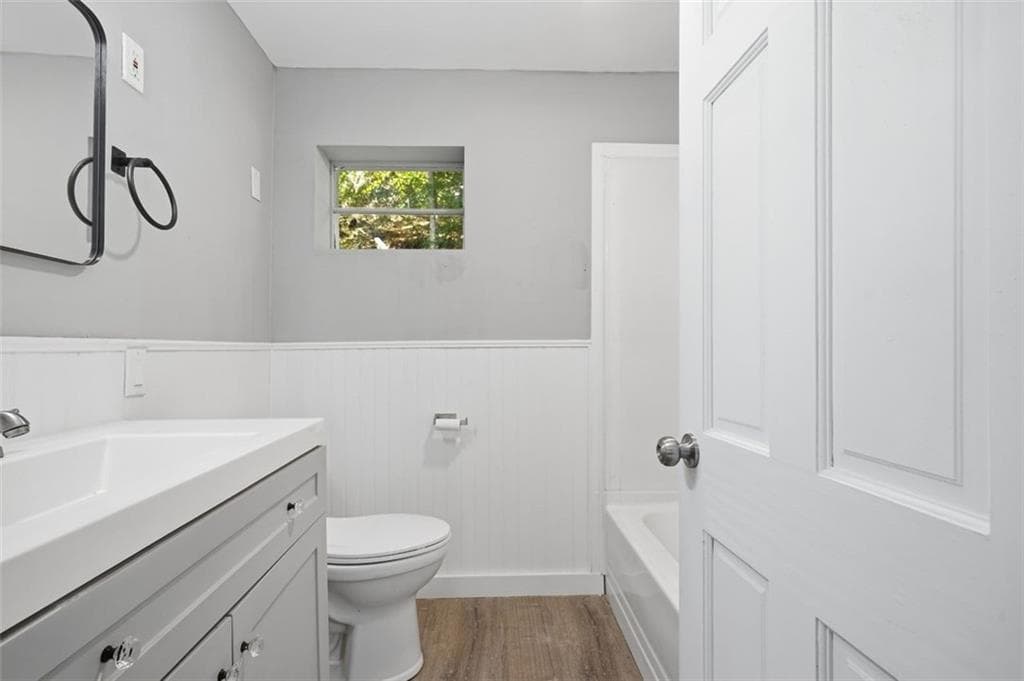 Single Family Residence at 15 Pawtucket Avenue, Glocester, photo 11 of 19
