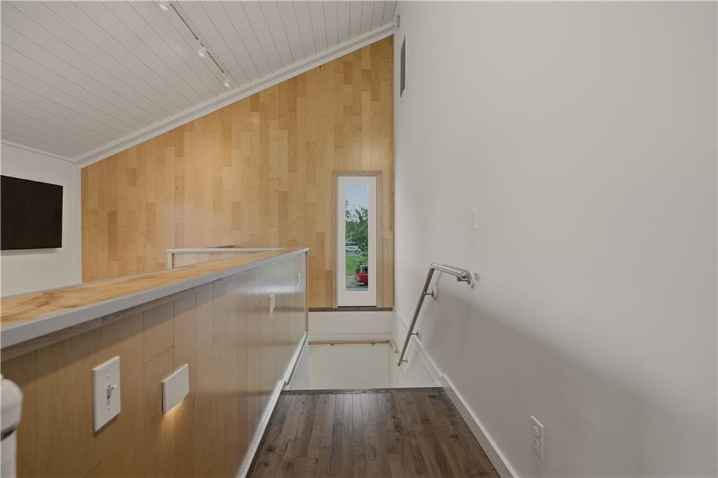 Single Family Residence at 8 Judson Avenue, Portsmouth, photo 18 of 50