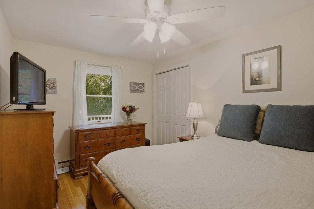 Multi Family at 20 Judy Terrace, West Warwick, photo 17 of 34