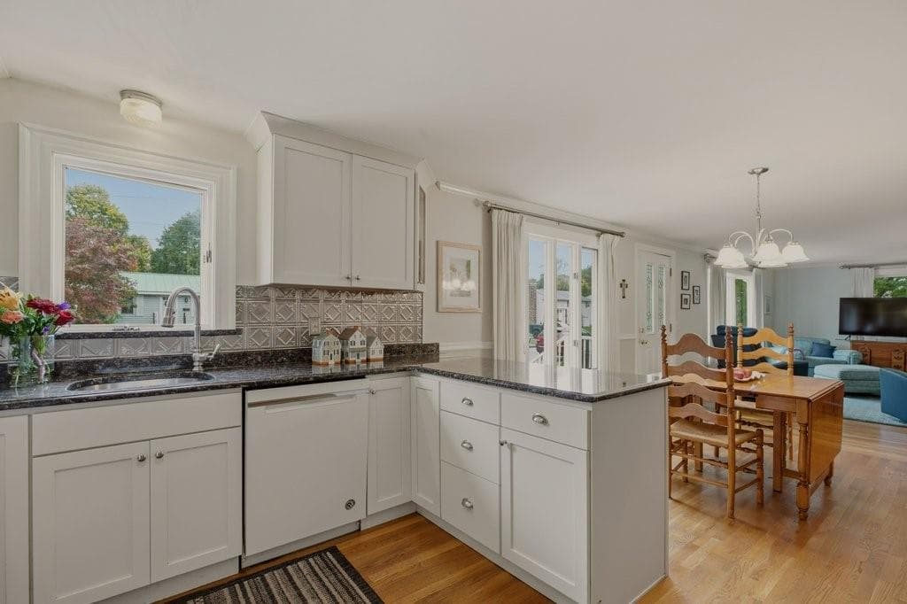 Multi Family at 20 Judy Terrace, West Warwick, photo 9 of 34