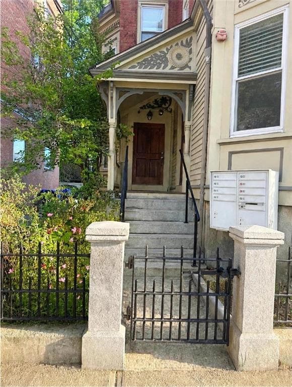 Condominium at 1403 Westminster Street UNIT E, Providence, photo 8 of 10