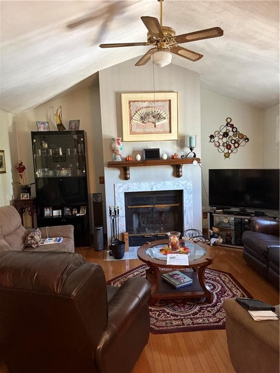Single Family Residence at 3 Oak Street, Johnston, photo 3 of 23