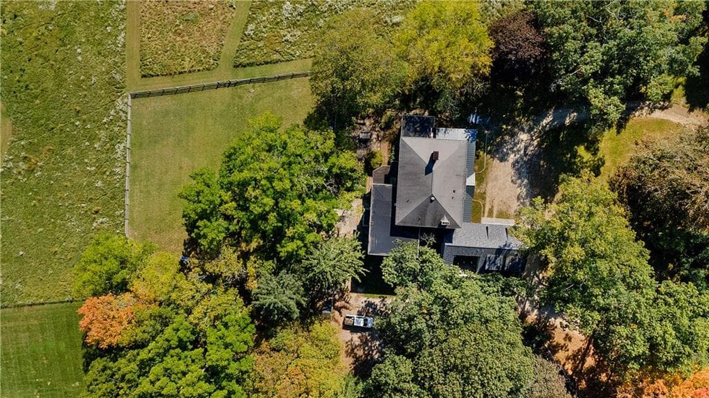 Single Family Residence at 1220 Ives Road, Warwick, photo 4 of 6
