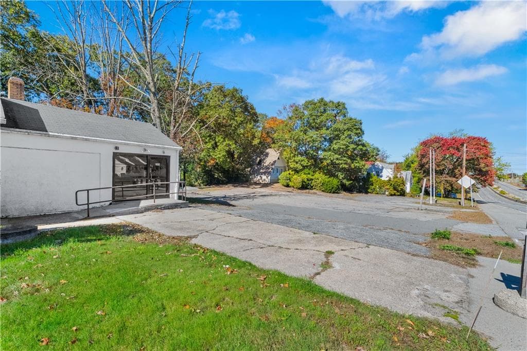 Commercial at 249 233 Eddie Dowling Highway, North Smithfield, photo 13 of 39