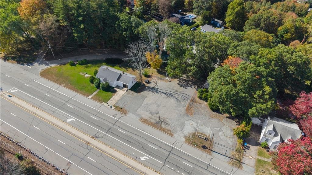 Commercial at 249 233 Eddie Dowling Highway, North Smithfield, photo 3 of 39