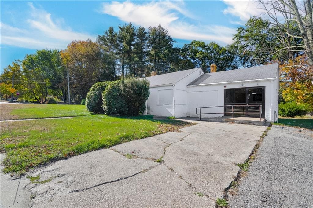 Commercial at 249 233 Eddie Dowling Highway, North Smithfield, photo 14 of 39