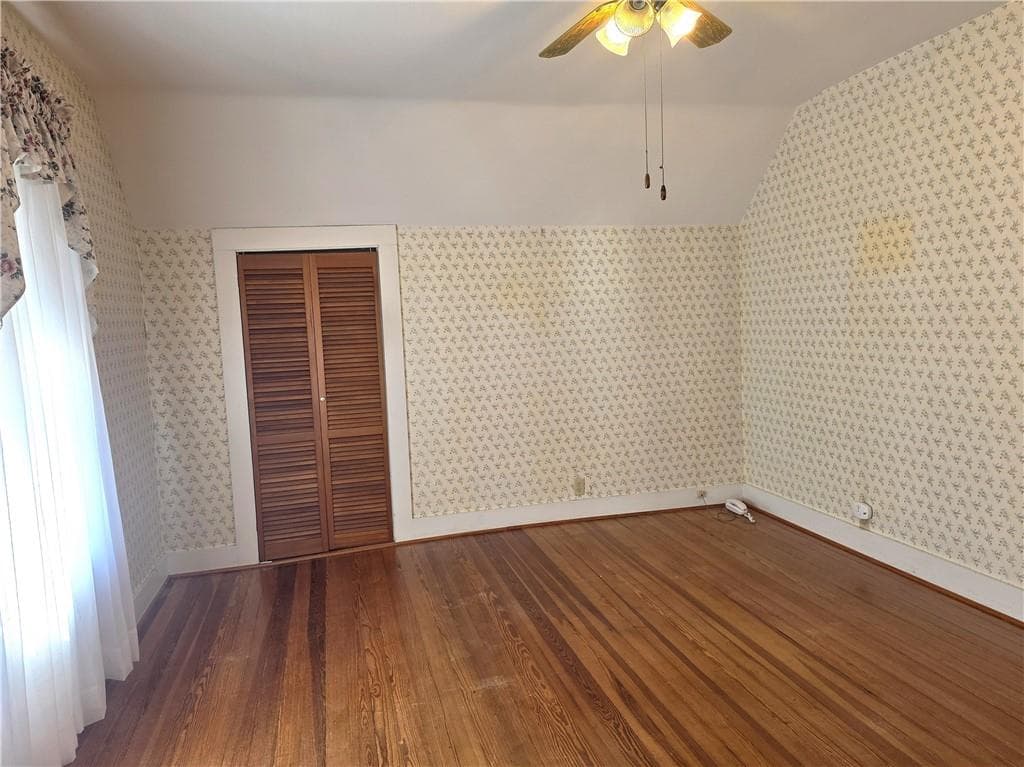 Single Family Residence at 26 Collins Street, Woonsocket, photo 16 of 33