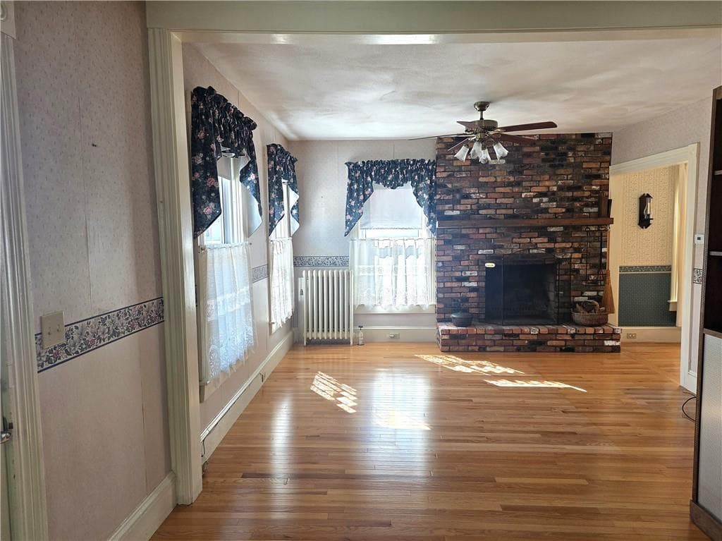 Single Family Residence at 26 Collins Street, Woonsocket, photo 7 of 33