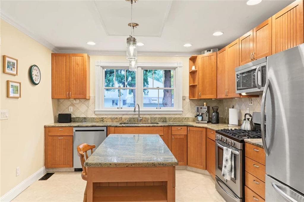 Single Family Residence at 38 Horsford Avenue, East Providence, photo 21 of 49