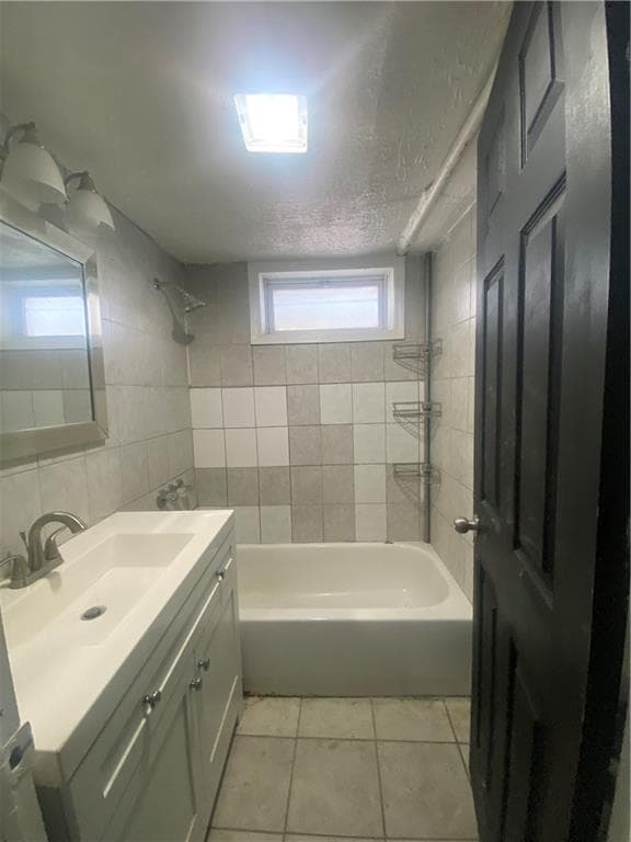 Multi Family at 195 197 Ohio Avenue, Providence, photo 21 of 23