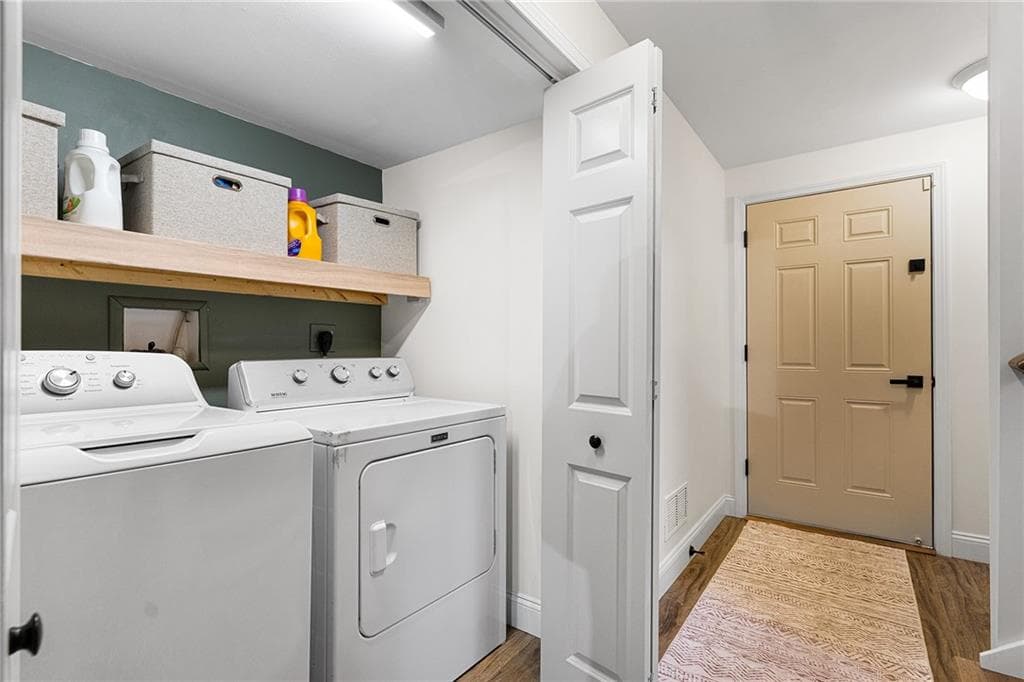 Single Family Residence at 423 Providence Pike, North Smithfield, photo 26 of 36