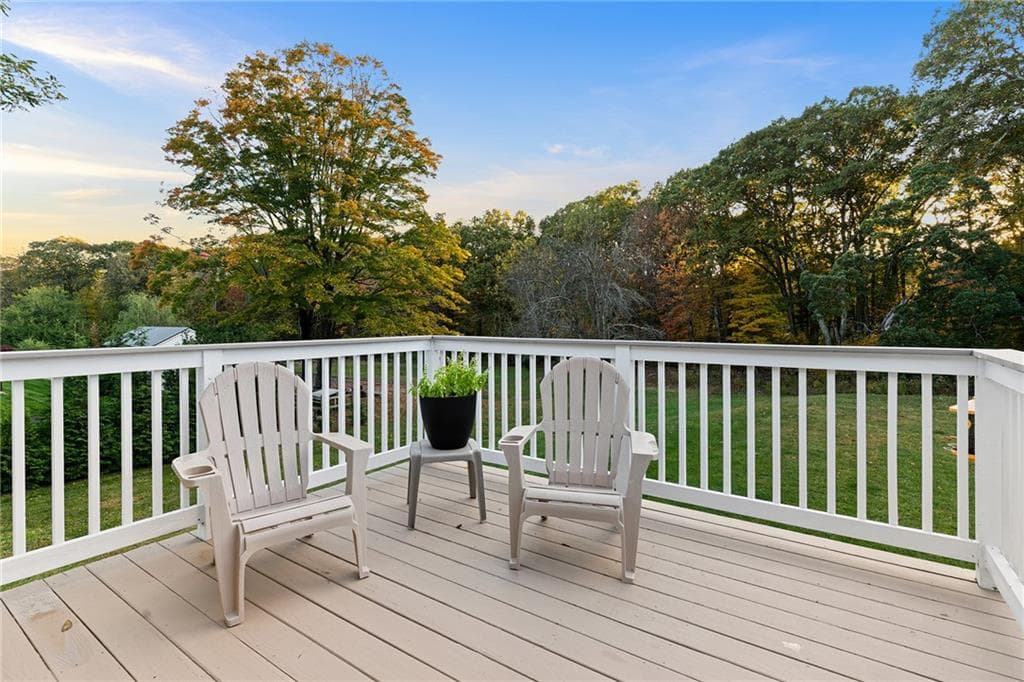 Single Family Residence at 423 Providence Pike, North Smithfield, photo 28 of 36
