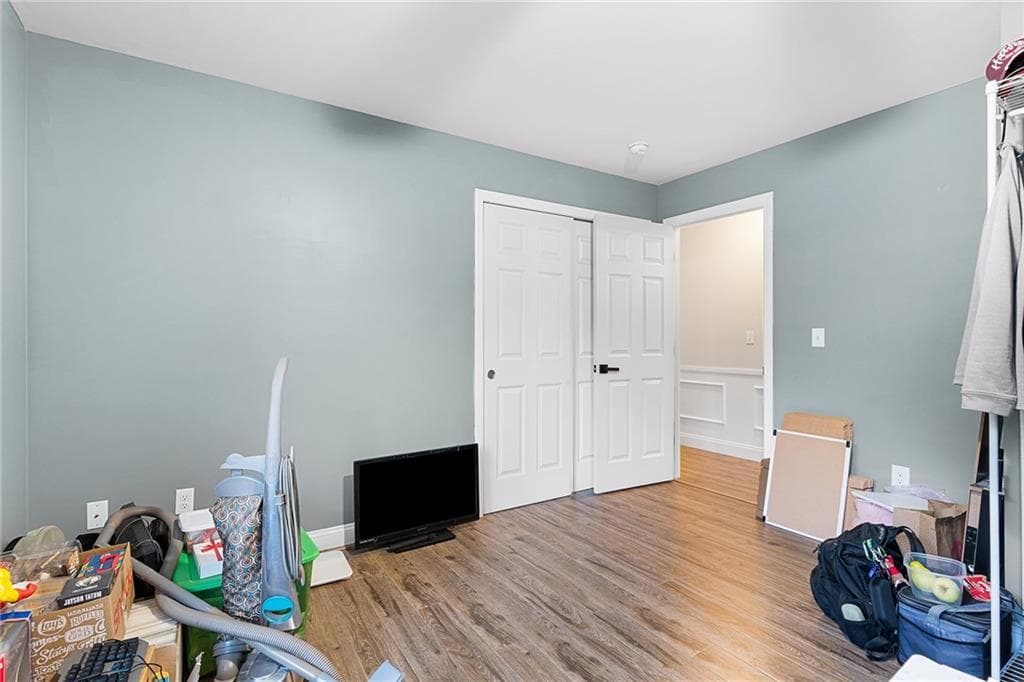 Single Family Residence at 423 Providence Pike, North Smithfield, photo 21 of 36