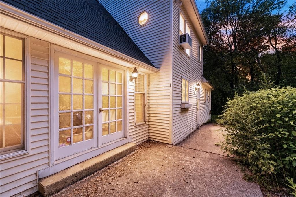 Single Family Residence at 26 Bush Hill Road, Brooklyn, photo 30 of 33