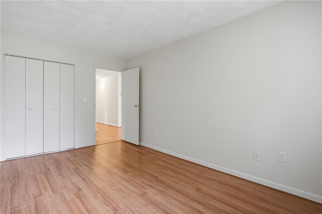 Condominium at 752 Quaker Lane UNIT B207, Warwick, photo 6 of 26