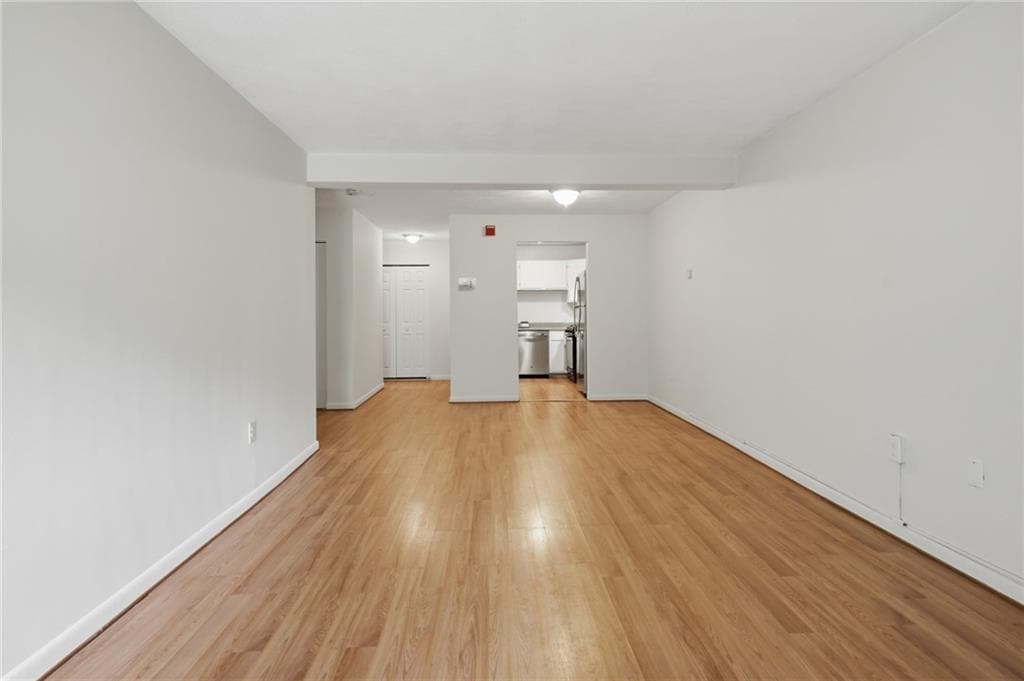 Condominium at 752 Quaker Lane UNIT B207, Warwick, photo 13 of 26