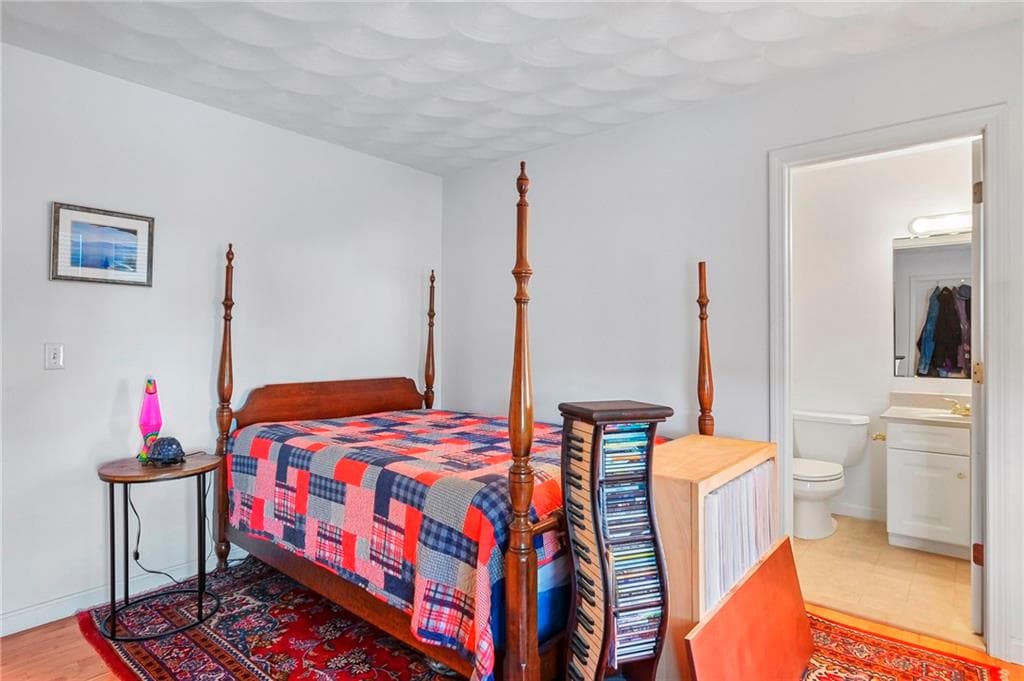 Condominium at 40 Fox Drive, Narragansett, photo 18 of 26