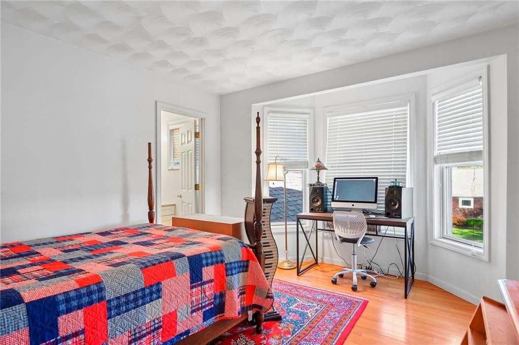 Condominium at 40 Fox Drive, Narragansett, photo 19 of 26