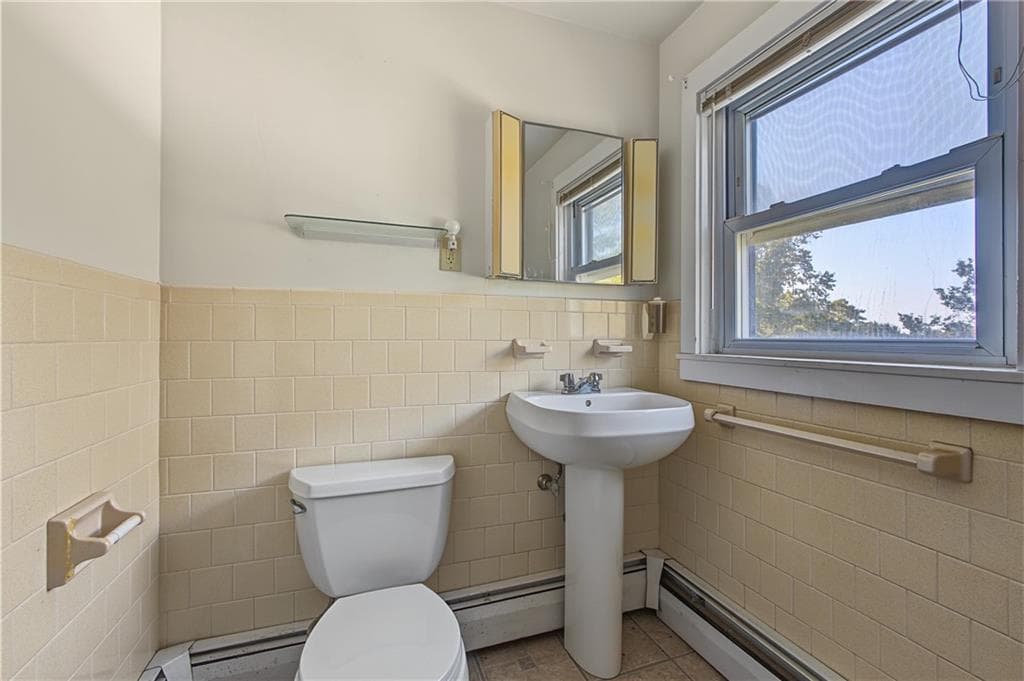 Multi Family at 75 DeWolf Avenue, Bristol, photo 27 of 39