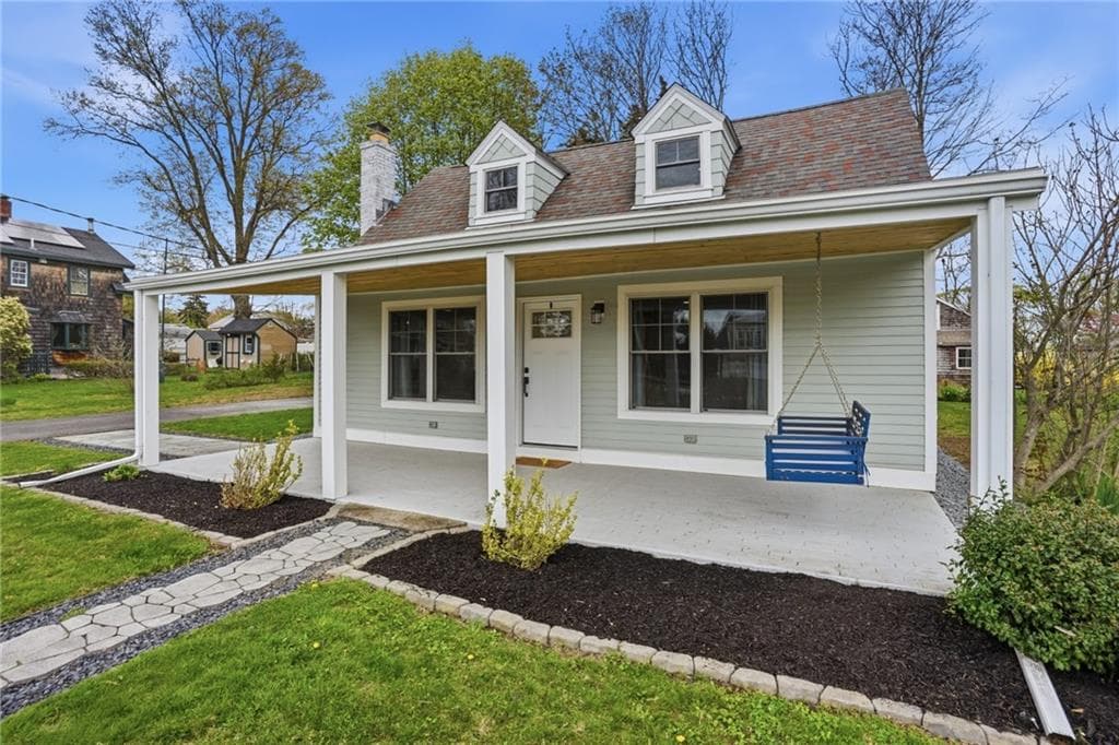 Single Family Residence at 8 Emery Road, Warren, photo 2 of 24