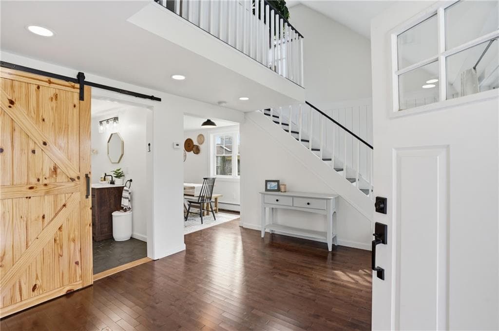 Single Family Residence at 8 Emery Road, Warren, photo 5 of 24