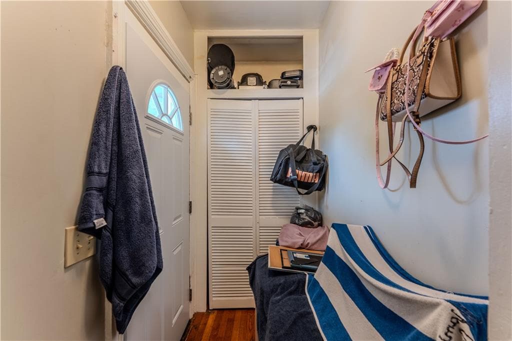 Single Family Residence at 98 Stanwood Street, Providence, photo 17 of 18