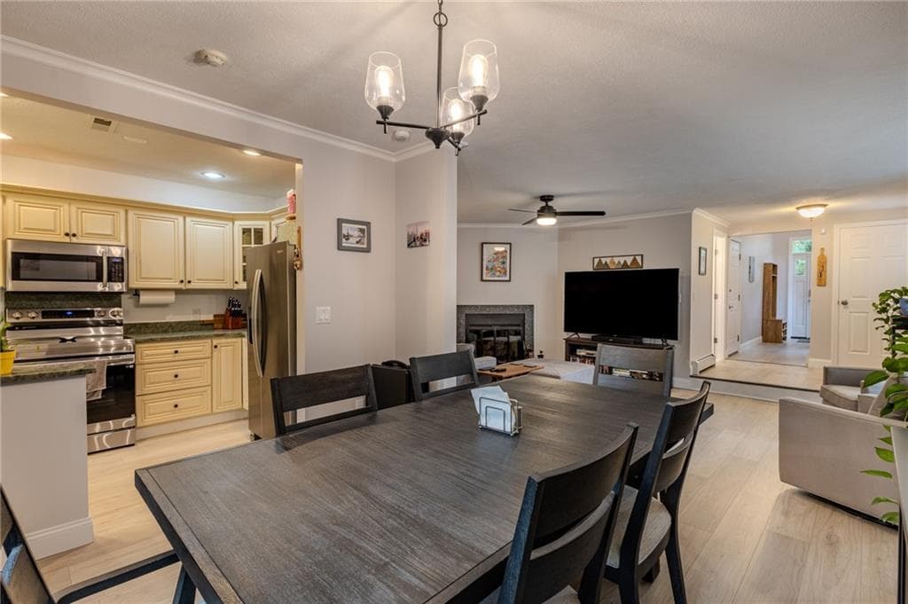 Condominium at 7 Nipmuc Trail UNIT A, North Providence, photo 10 of 48