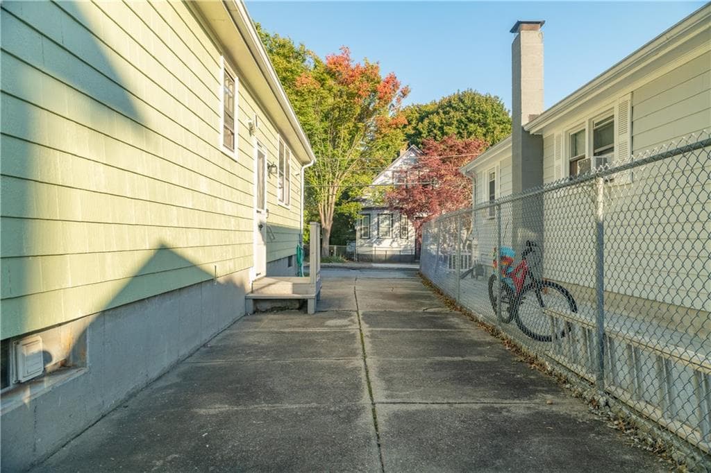 Single Family Residence at 14 Job Street, Providence, photo 22 of 26