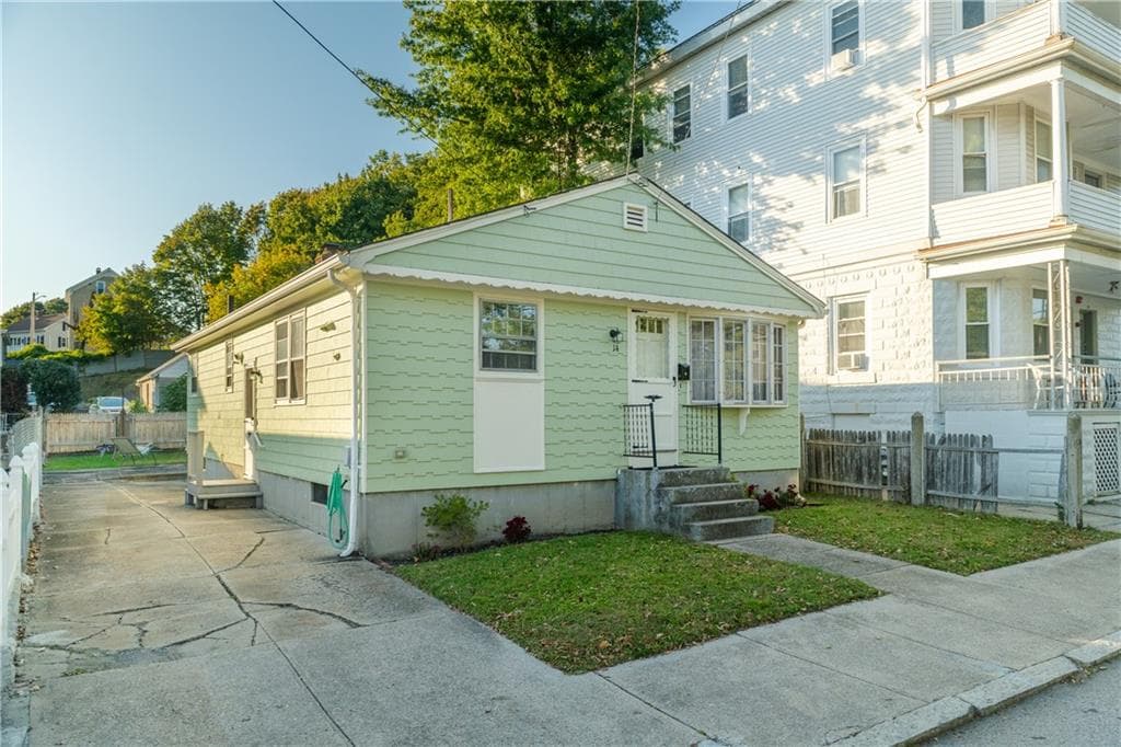 Single Family Residence at 14 Job Street, Providence, photo 3 of 26